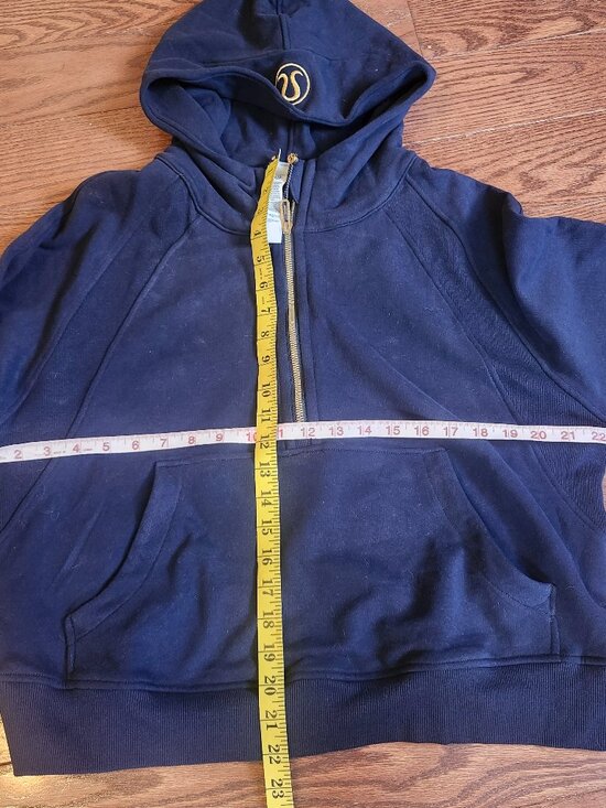 NWOT Lululemon Women Navy Oversized Scuba M/L Half Zipper Gold logo - Picture 4 of 10